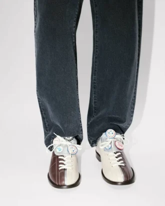 Kenzo Striker’ bowlingderbyer i skinn